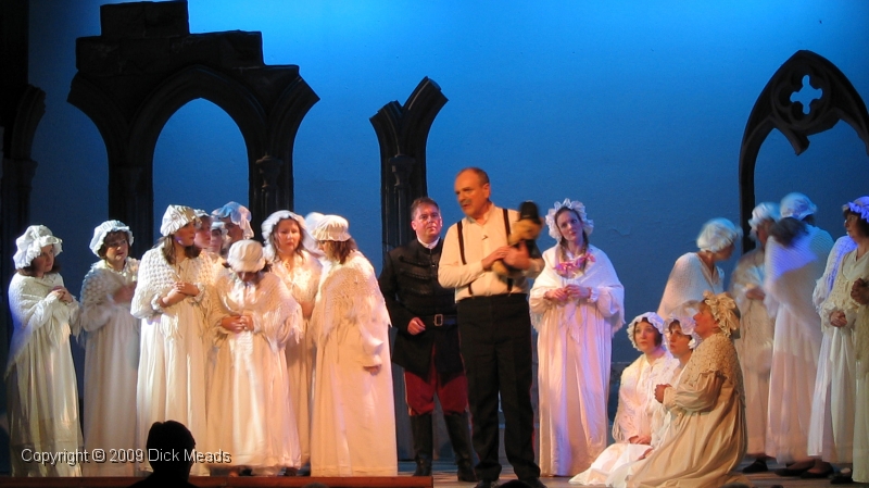 Pirates 2009 Act 2-03.jpg - "I come here to humble myself before the tombs of my ancestors..."